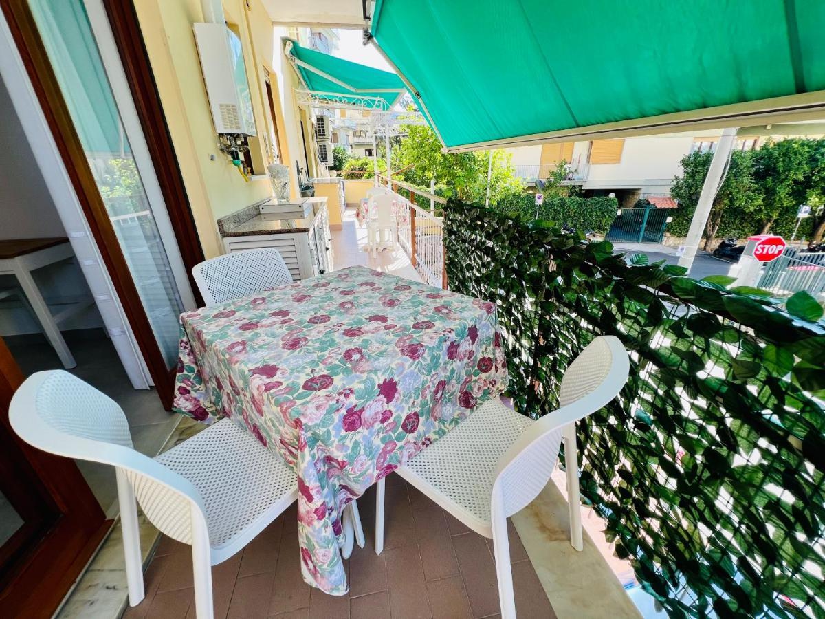 Treehouse Sorrento Apartment Exterior photo